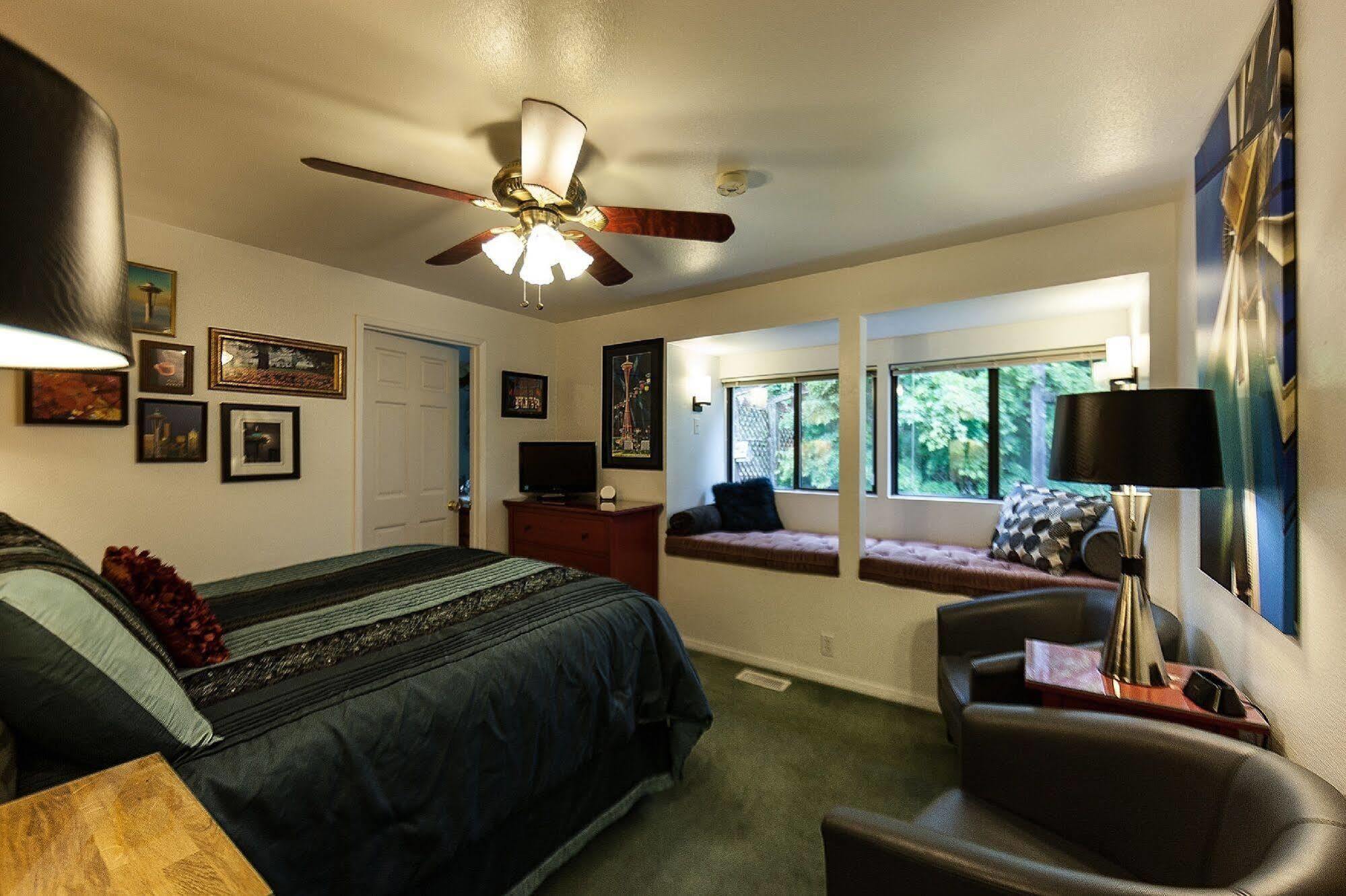 Hillside House Bed And Breakfast Friday Harbor Exterior foto